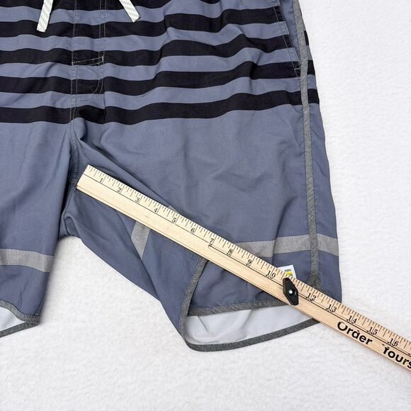 Vuori Banks Shorts Mens Size XXL Blue Athletic Stretch Hybrid 7" Inseam‎ - Picture 8 of 8